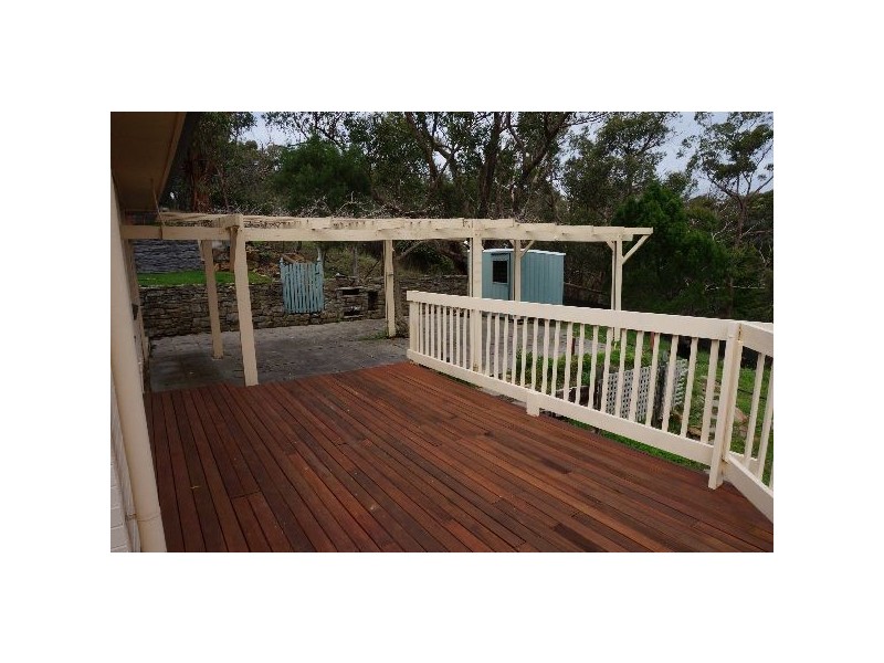 103 Emmett Road, Crafers West SA 5152
