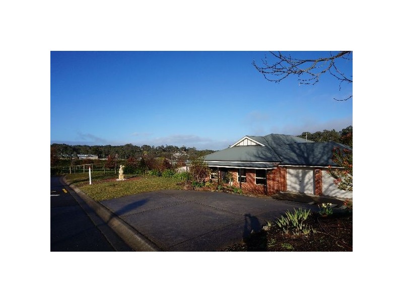 9 Spring Park Drive, Littlehampton SA 5250