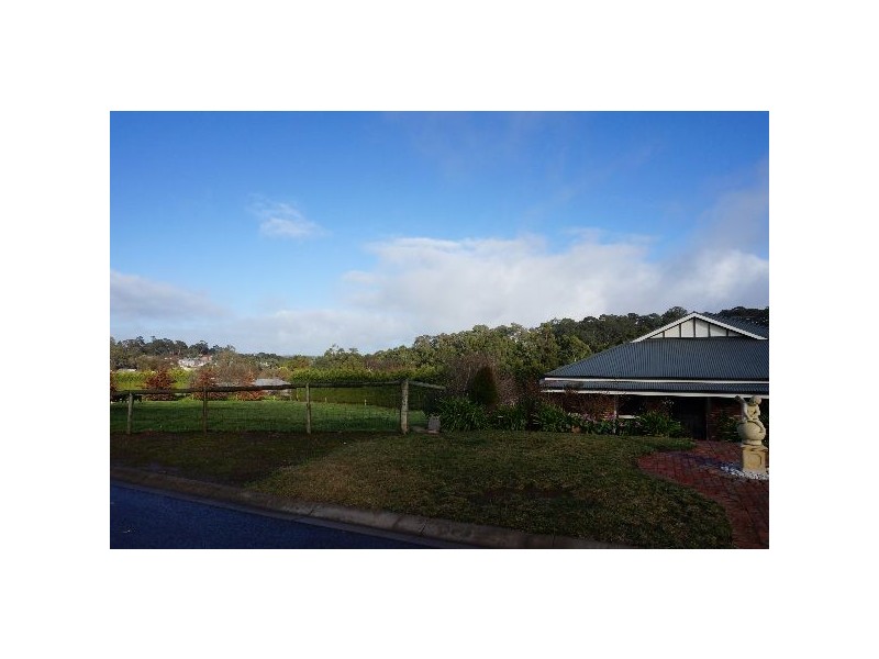 9 Spring Park Drive, Littlehampton SA 5250
