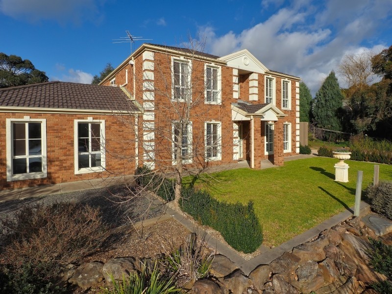 22 Dalmeny Drive, Mount Barker SA 5251