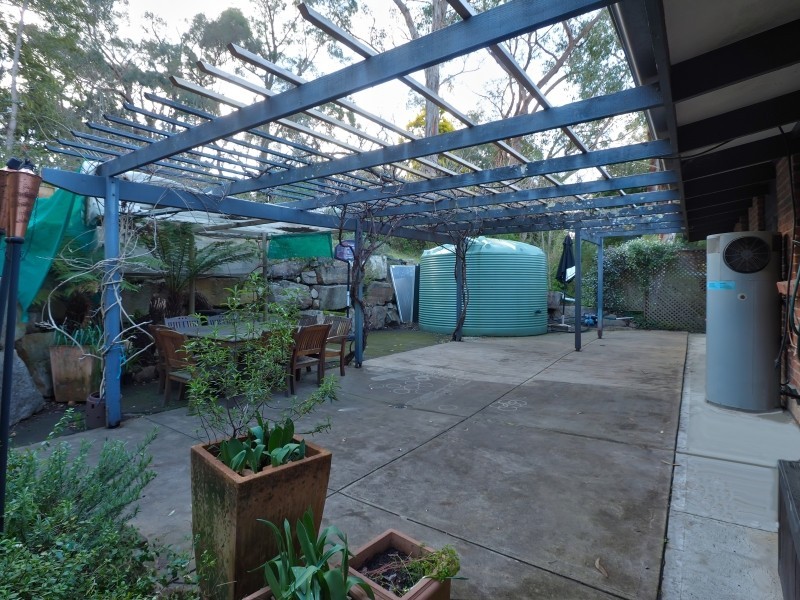 18 Cave Avenue, Bridgewater SA 5155