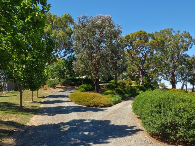 57 Tanahmerah Road, Balhannah SA 5242