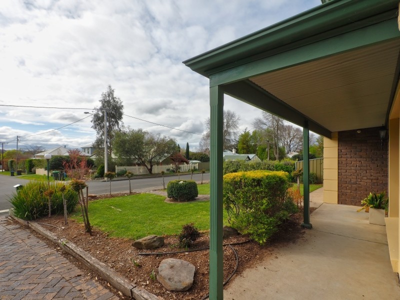 2/24 Pike Street, Oakbank SA 5243