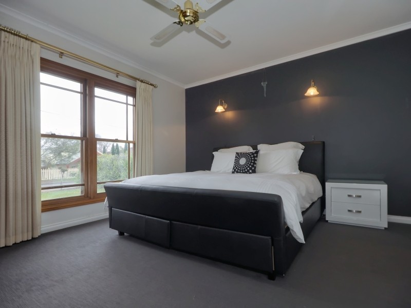 2/24 Pike Street, Oakbank SA 5243