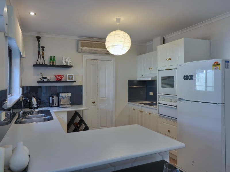 2/24 Pike Street, Oakbank SA 5243