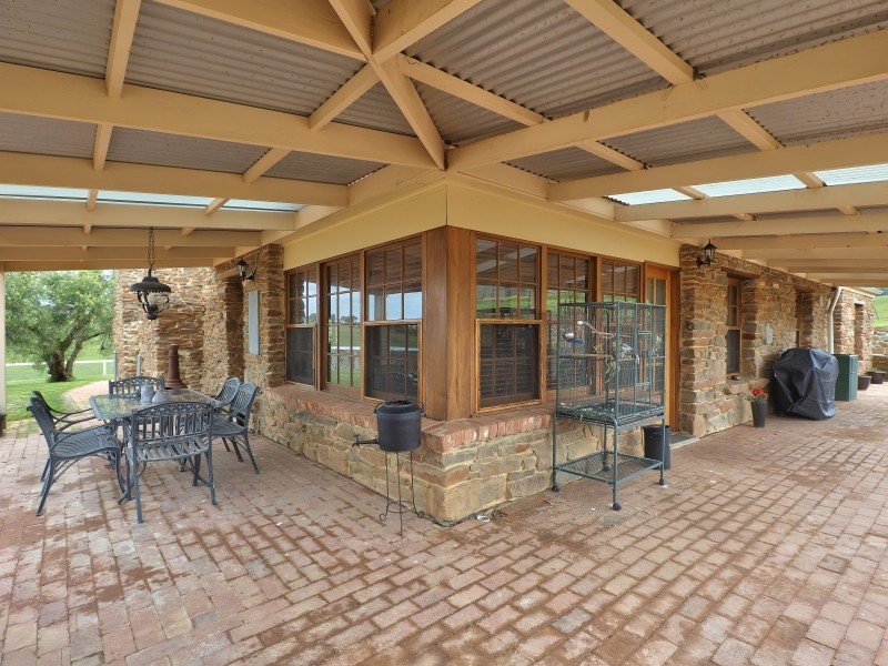 317 Scrubby Hill Rd, Wistow SA 5251