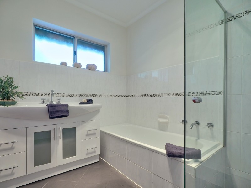 29 Wellington Road, Mount Barker SA 5251