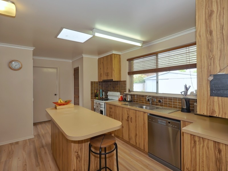 15 Fowler St, Woodside SA 5244