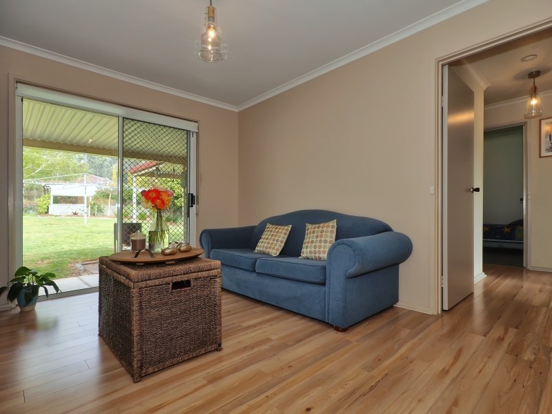 15 Fowler St, Woodside SA 5244