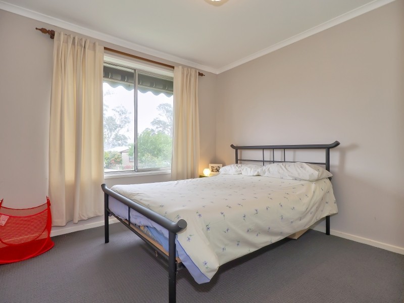 15 Fowler St, Woodside SA 5244