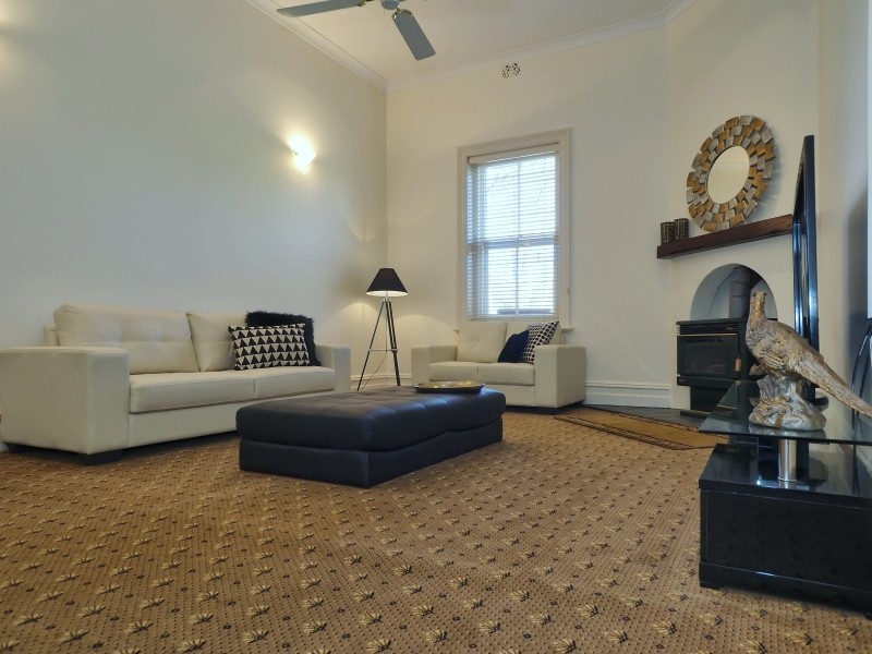 2 Elizabeth Street, Oakbank SA 5243