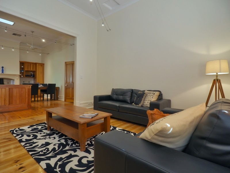 2 Elizabeth Street, Oakbank SA 5243