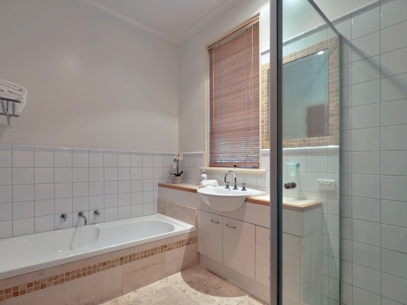 2 Elizabeth Street, Oakbank SA 5243