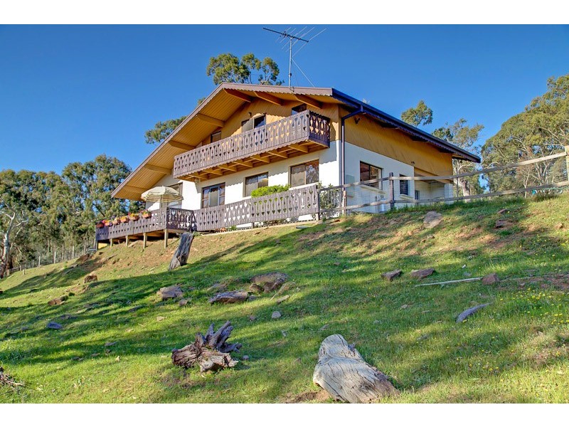 76 McIntyre Road, Dawesley SA 5252