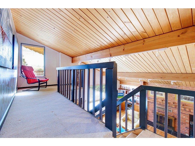 76 McIntyre Road, Dawesley SA 5252