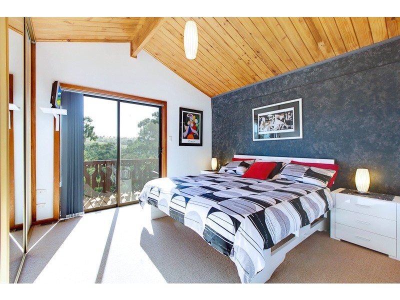 76 McIntyre Road, Dawesley SA 5252