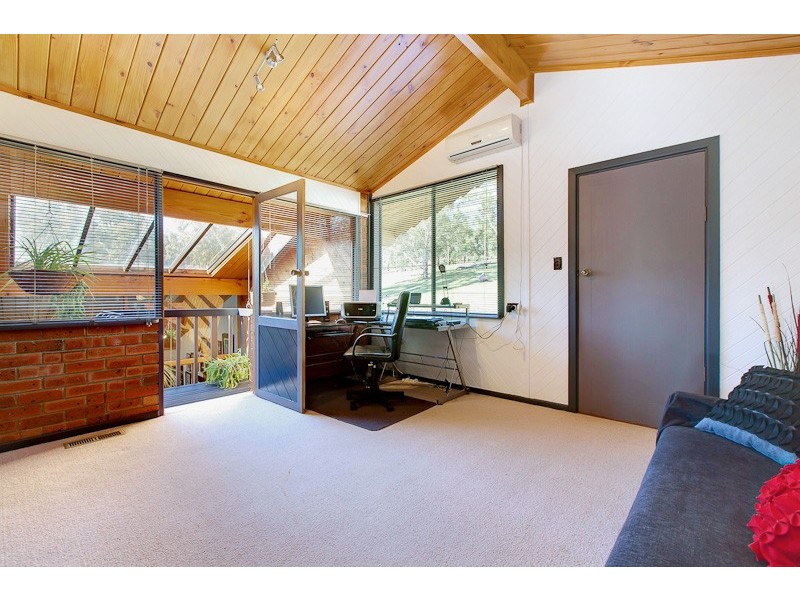 76 McIntyre Road, Dawesley SA 5252