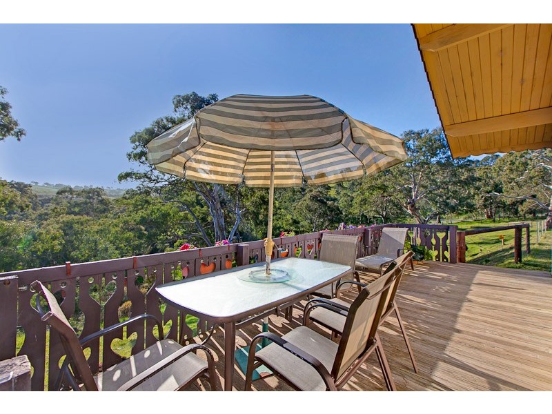 76 McIntyre Road, Dawesley SA 5252