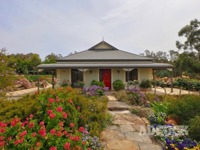 206 Military Road, Woodside SA 5244