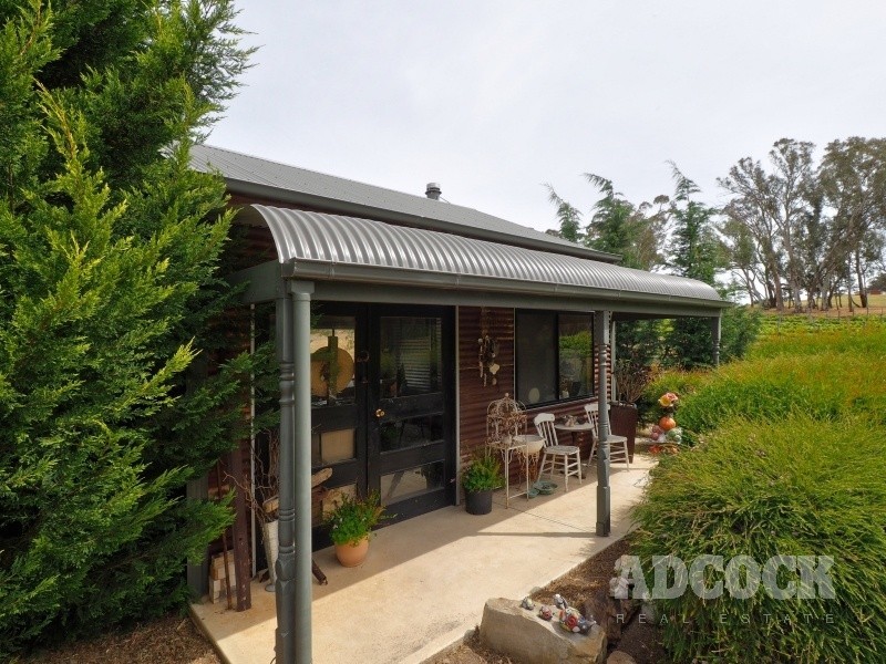 206 Military Rd, Woodside SA 5244