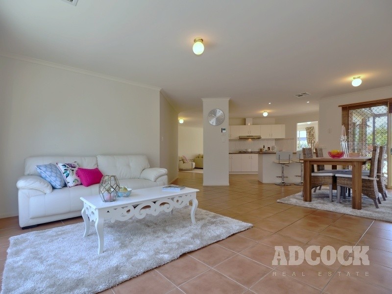 106 Grevillea Way, Woodside SA 5244