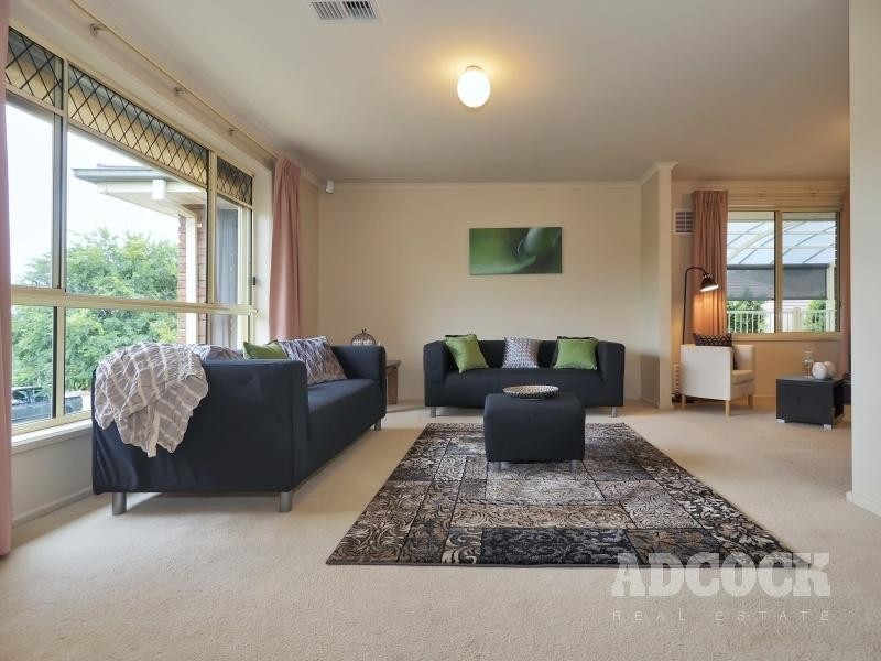 90 Grevillea Way, Woodside SA 5244