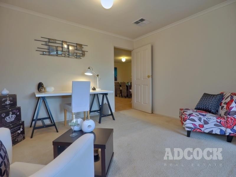 90 Grevillea Way, Woodside SA 5244