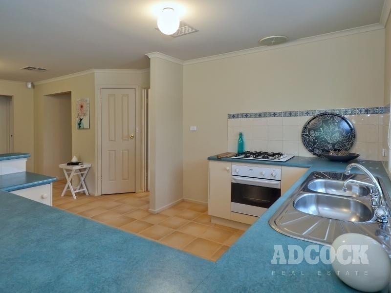 90 Grevillea Way, Woodside SA 5244