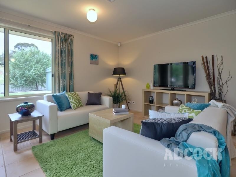 90 Grevillea Way, Woodside SA 5244