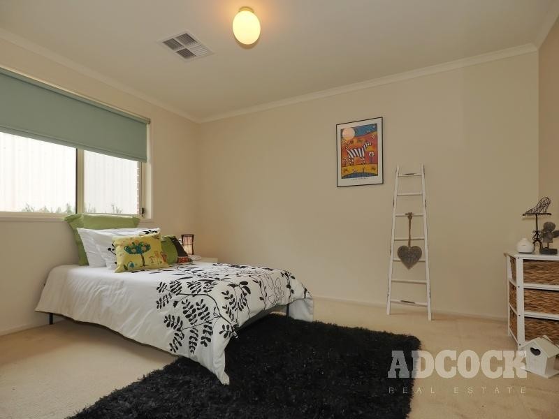 90 Grevillea Way, Woodside SA 5244