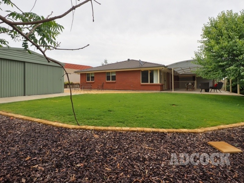 90 Grevillea Way, Woodside SA 5244