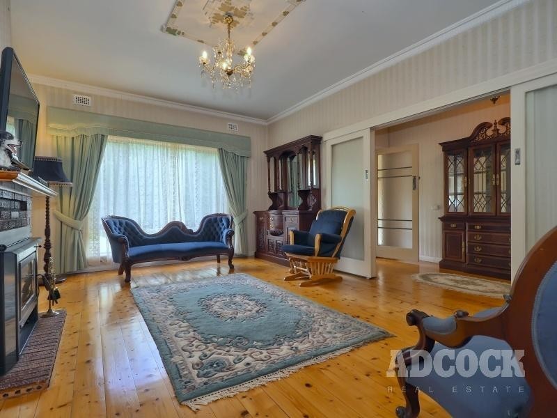 105 Mount Barker Road, Hahndorf SA 5245