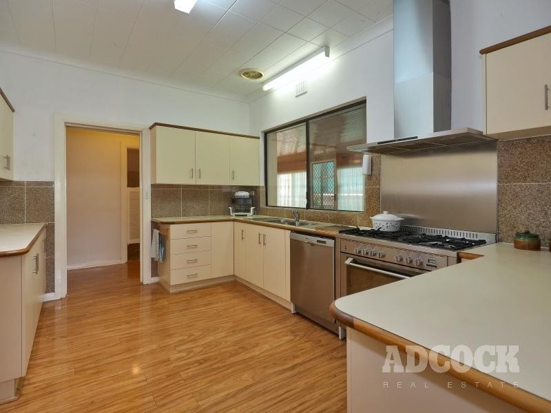 105 Mount Barker Road, Hahndorf SA 5245