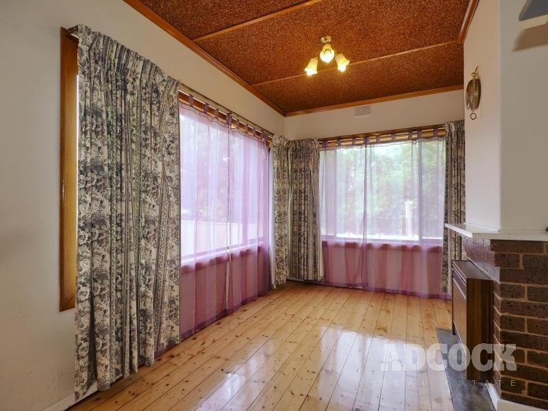 105 Mount Barker Road, Hahndorf SA 5245