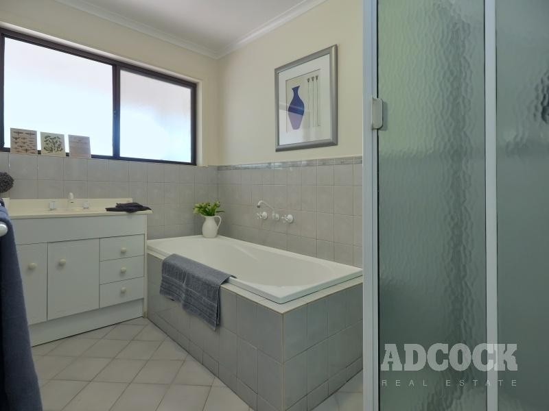 213 Hender Road, Mount Barker Springs SA 5251