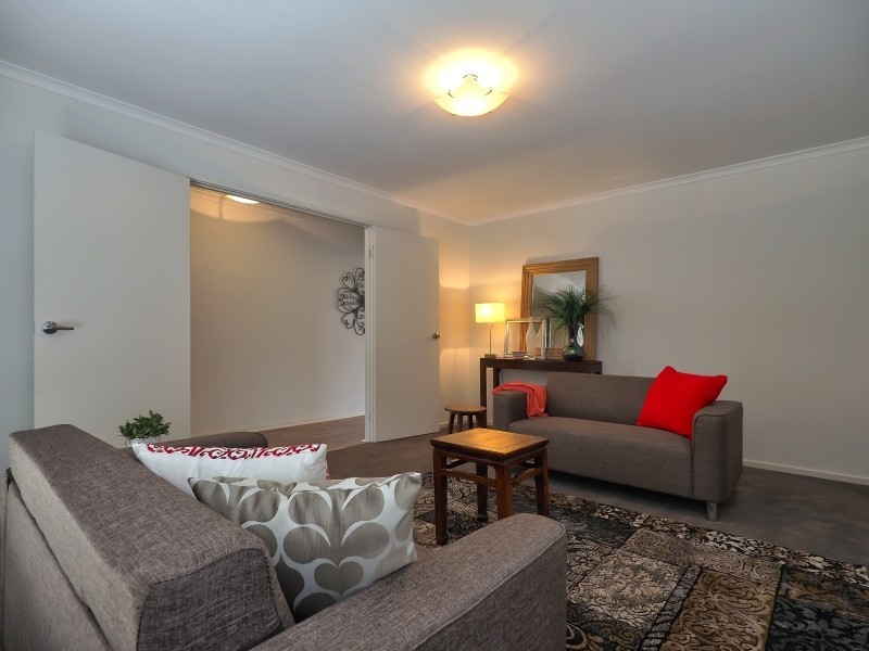 17 Hurling Drive, Mount Barker SA 5251