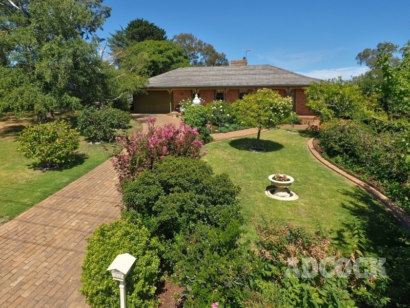 20 English Street, Hahndorf SA 5245