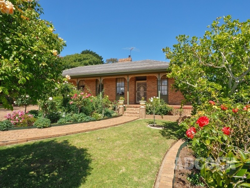 20 English Street, Hahndorf SA 5245