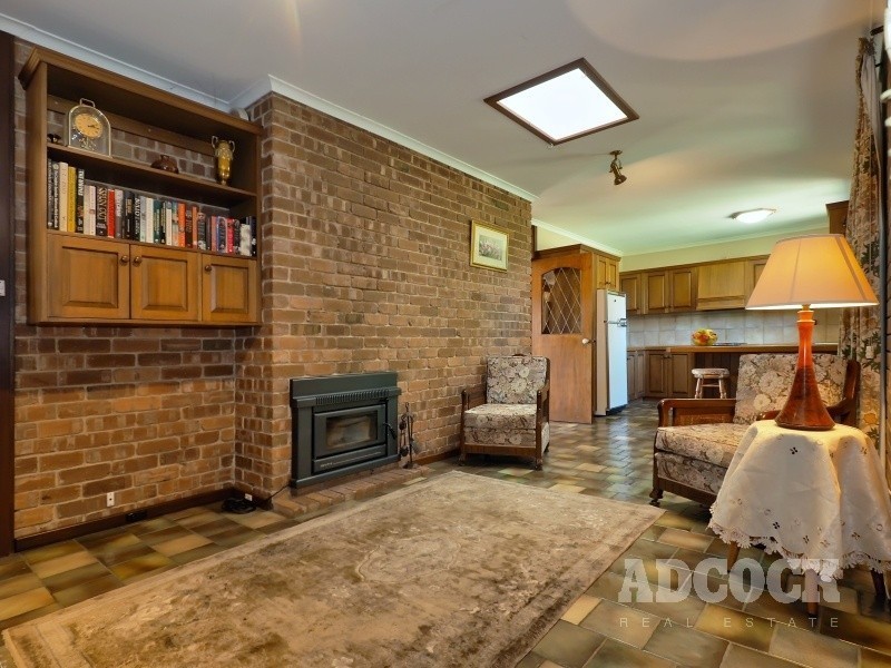 20 English Street, Hahndorf SA 5245