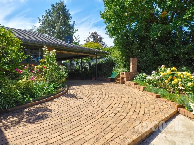 20 English Street, Hahndorf SA 5245
