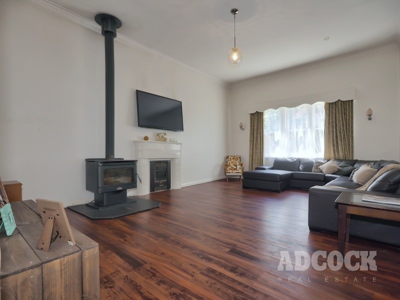 107 Onkaparinga Valley Road, Woodside SA 5244