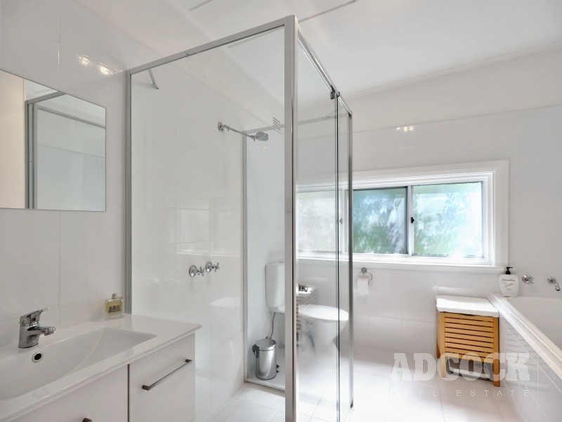 107 Onkaparinga Valley Road, Woodside SA 5244