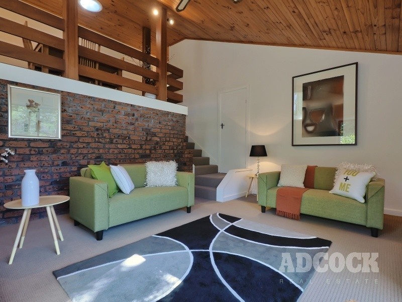 1 Lezayre Avenue, Bridgewater SA 5155