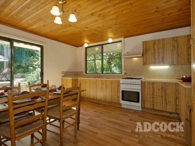 1 Lezayre Avenue, Bridgewater SA 5155