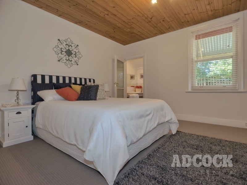 1 Lezayre Avenue, Bridgewater SA 5155