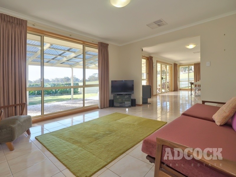 55 Jacaranda Drive, Woodside SA 5244