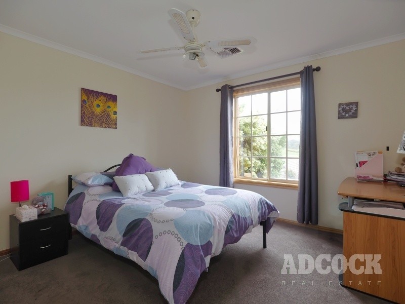 6 McDonald Close, Mount Barker SA 5251