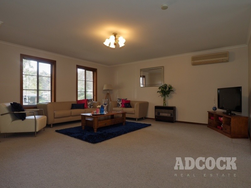 1/2 Gierke Court, Mount Barker SA 5251