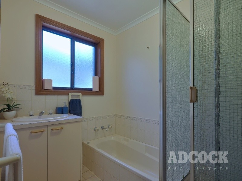 1/2 Gierke Court, Mount Barker SA 5251