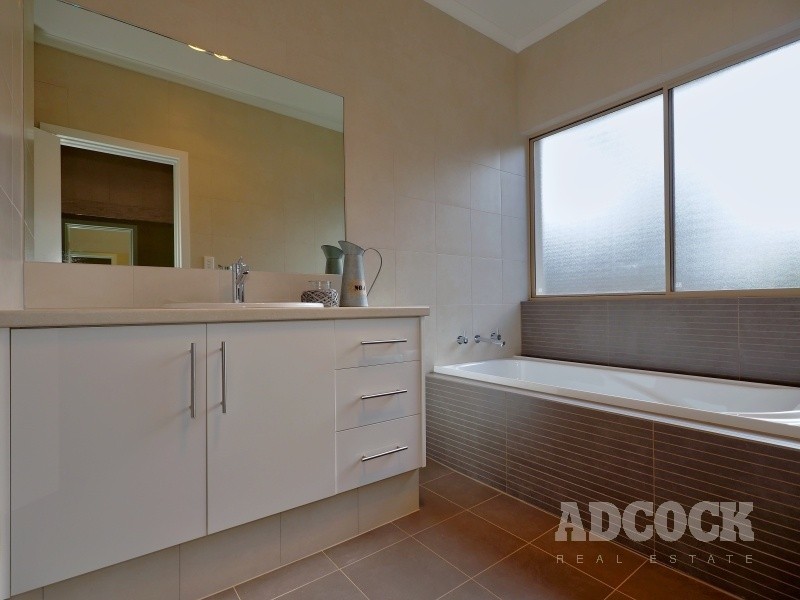 4 Clayfield Court, Woodside SA 5244